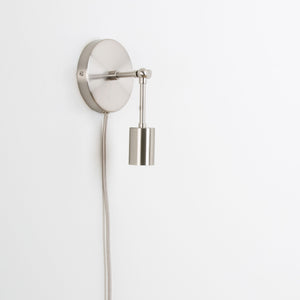 Plug-In Hinge Solo Sconce