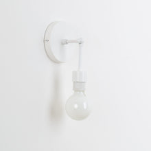 Load image into Gallery viewer, Hinge Shade Ready Solo Sconce
